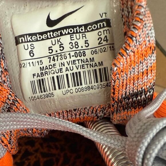 Nike Air Max Flyknit Wolf Grey/Volt Orange Sneakers - SZ M 6- W 7.5 main image 8
